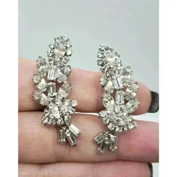 Earrings Rhinestone Climber Big Layered Leaf 3rd Eye Flower Vintage Statement - Picture 1 of 9